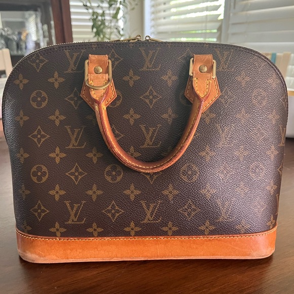 Louis Vuitton Alma Monogram PM Handbag - Picture 1 of 14